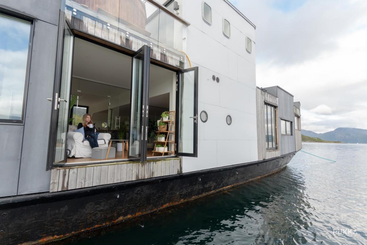 Volda Floating Home Kvaloya Eksteriør billede