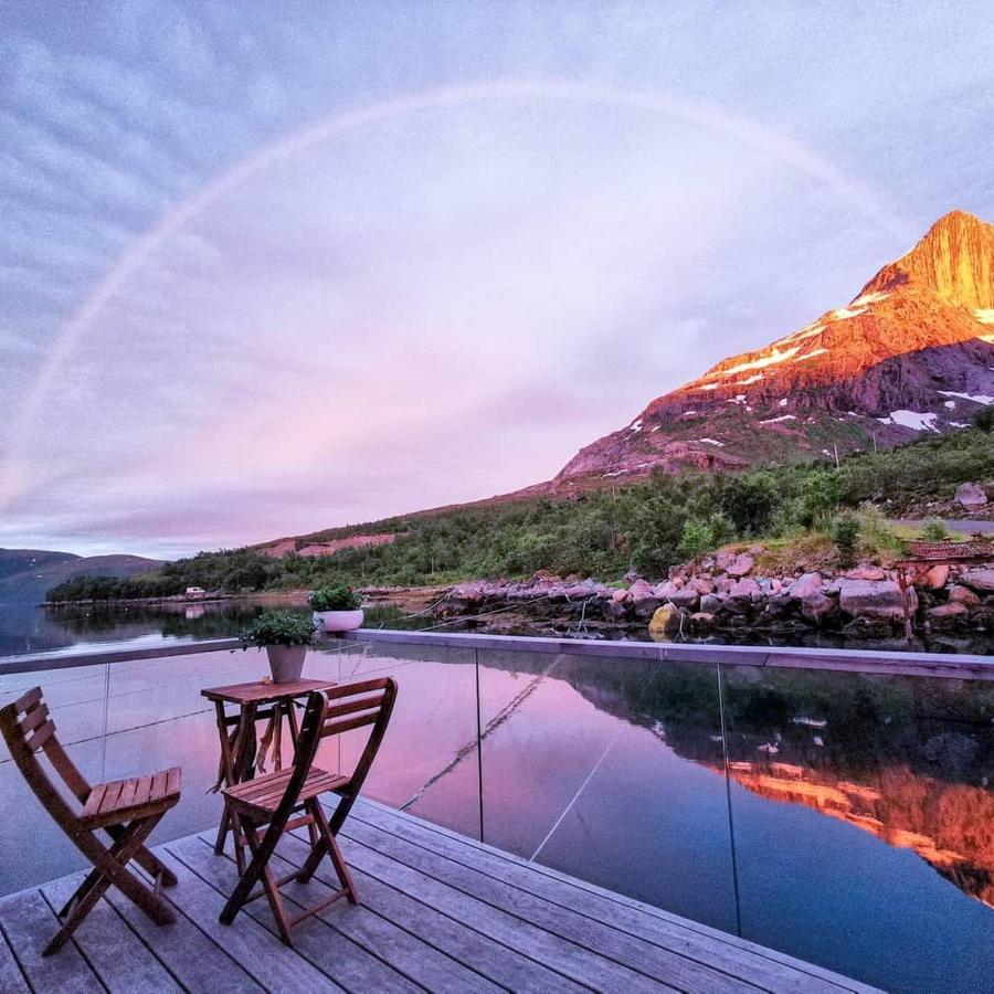 Volda Floating Home Kvaloya Eksteriør billede